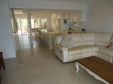 Noosa Entrance Waterfront Resort - Phillip Island Accommodation 2