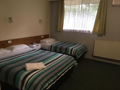 Camperdown Cascade Motel - Phillip Island Accommodation 8