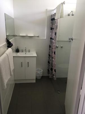 Camperdown Cascade Motel - Phillip Island Accommodation 11