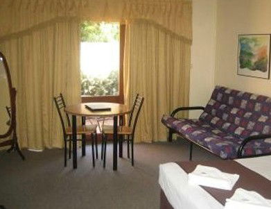 Parkway Motel - Phillip Island Accommodation 2