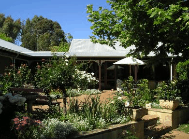 The Noble Grape - Phillip Island Accommodation