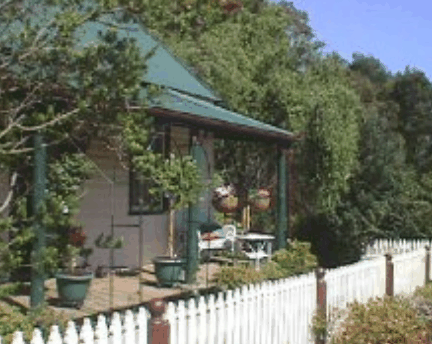Trines Cottage - Phillip Island Accommodation 0