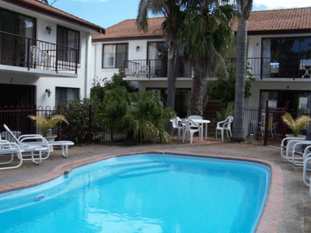 Peninsular Apartments - Phillip Island Accommodation