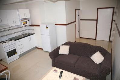 Across Country Motor Inn - Phillip Island Accommodation 3