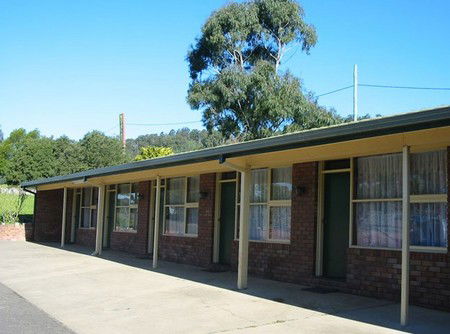 Cobargo Hotel Motel - Phillip Island Accommodation 2