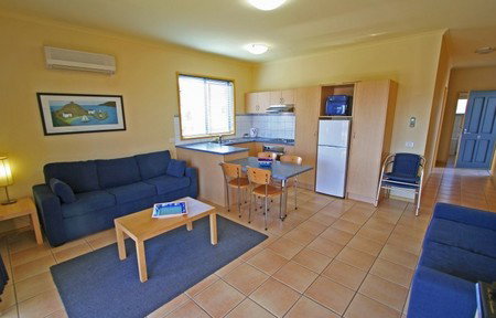 Seaview Motel & Apartments - Phillip Island Accommodation 1
