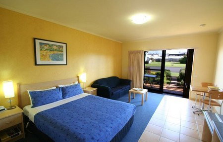 Seaview Motel & Apartments - Phillip Island Accommodation 2