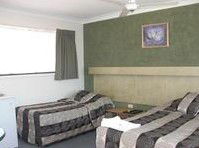 Hanging Rock Family Motel - Phillip Island Accommodation 1