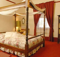 Mickey Bourkes Koroit Hotel - Phillip Island Accommodation