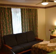 Palms Bed and Breakfast - Phillip Island Accommodation