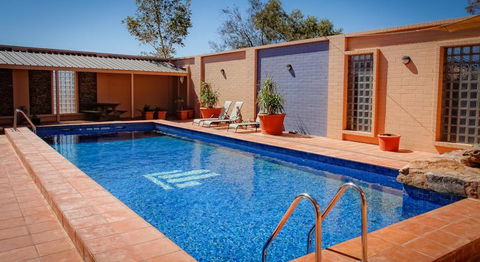 Desert Cave Hotel - Phillip Island Accommodation 0