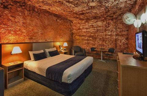 Desert Cave Hotel - Phillip Island Accommodation 8