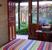 Red Poles - Phillip Island Accommodation