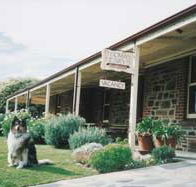 Thomas Henry's Of Port Elliot - Phillip Island Accommodation