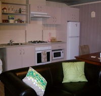 Little Para Cottage - Phillip Island Accommodation