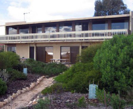 Moonta Bay Beach Villas - Phillip Island Accommodation 1