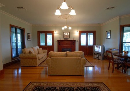 Lindsay House - Phillip Island Accommodation 3