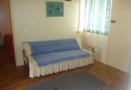 Oaklands Fishing Cottage - Phillip Island Accommodation 2