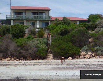 Sunset Escape - Phillip Island Accommodation 1