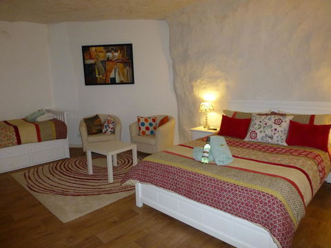 Underground Bed And Breakfast - Phillip Island Accommodation 2