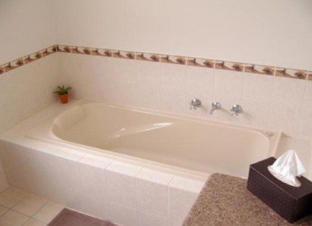 Ibis Apartments - Phillip Island Accommodation 0