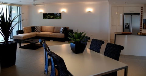 Vue Apartments Trinity Beach - Phillip Island Accommodation 4
