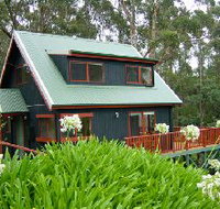Tree Tops Cascades - Phillip Island Accommodation
