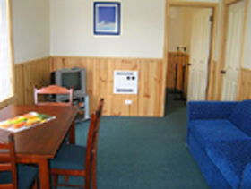 Driftwood Strahan Villas - Phillip Island Accommodation 0
