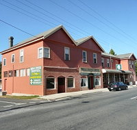 Mole Creek Hotel - Phillip Island Accommodation