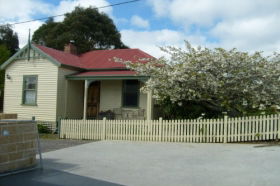 McIntosh Cottages - Phillip Island Accommodation 0