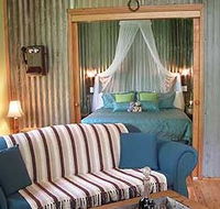 Crater Lakes Rainforest Cottages - Phillip Island Accommodation
