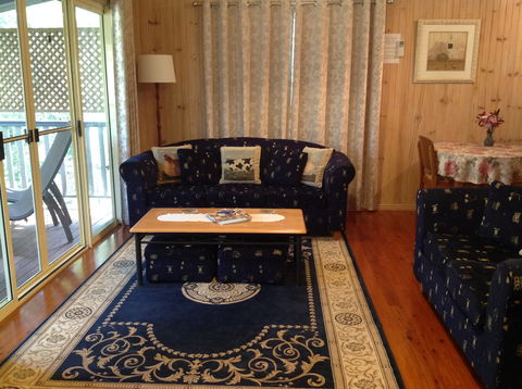 Maleny Country Cottages - Phillip Island Accommodation 8