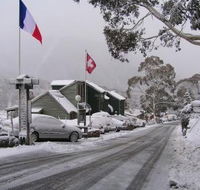 Kasees Apartments and Mountain Lodge - Phillip Island Accommodation