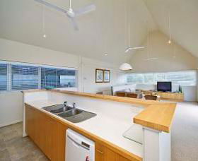 Crows Nest - Nelson Bay - Phillip Island Accommodation 2