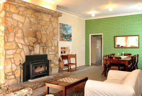 Oakleigh Rural Retreat - Phillip Island Accommodation 0