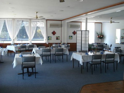 Byer Fountain Motor Inn - Phillip Island Accommodation 1