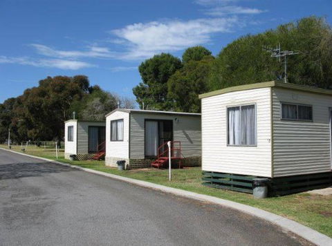 Leeton Caravan Park - Phillip Island Accommodation 2