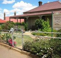 Courthouse Cottage B and B - Phillip Island Accommodation