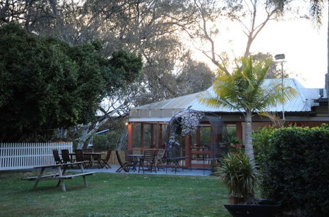 Artesian Spa Motel - Phillip Island Accommodation 5