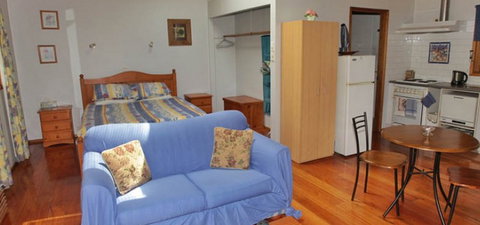 Bluegums Cabins - Phillip Island Accommodation 0