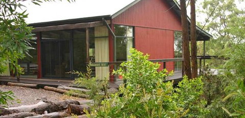 Banjos Bushland Retreat - Phillip Island Accommodation 1