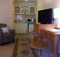 Champagne Rose Suite - Phillip Island Accommodation