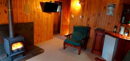 Happy Valley Retreat - Phillip Island Accommodation 4