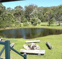 Possums Hollow and Hooters Hut - Phillip Island Accommodation