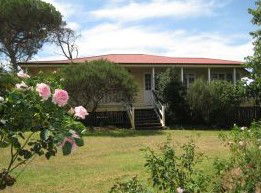 Hope Cottage Country Retreat At Assmanshausen Winery - Phillip Island Accommodation 4