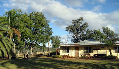 Flag Springs Bush Retreat - Phillip Island Accommodation 5