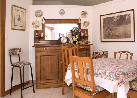 Rock-Al-Roy Bed And Breakfast - Phillip Island Accommodation 3