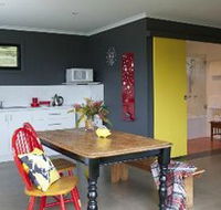 Deshons Retreat - Phillip Island Accommodation