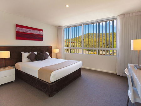 Oaks Lure - Phillip Island Accommodation 0