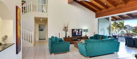 Whitsunday Holidays - Phillip Island Accommodation 2